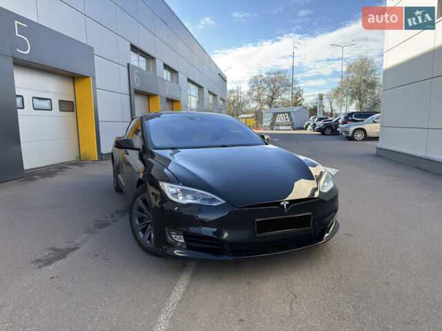 Тесла Модель С 2016 у Києві на Automoto.ua Чорний Тесла Модель С, об'ємом двигуна 0 л та пробігом 120 тис. км за 22000 $, фото 2 на Automoto.ua