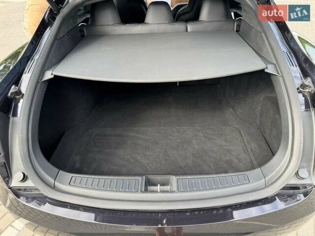 Черный Тесла Модель С, объемом двигателя 0 л и пробегом 195 тыс. км за 17700 $, фото 11 на Automoto.ua