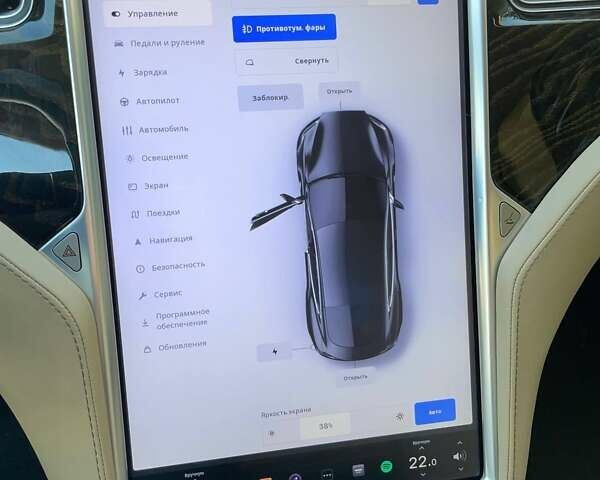 Черный Тесла Модель С, объемом двигателя 0 л и пробегом 175 тыс. км за 15900 $, фото 8 на Automoto.ua