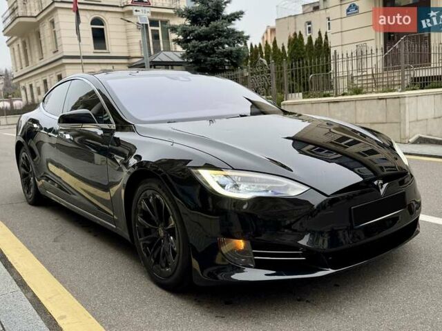 Черный Тесла Модель С, объемом двигателя 0 л и пробегом 155 тыс. км за 23500 $, фото 7 на Automoto.ua