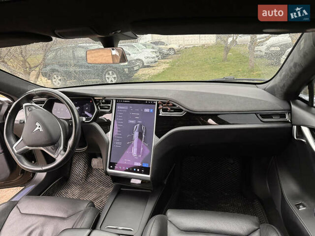 Тесла Модель С 2016 в Тернополе на Automoto.ua Черный Тесла Модель С, объемом двигателя 0 л и пробегом 131 тыс. км за 22500 $, фото 4 на Automoto.ua