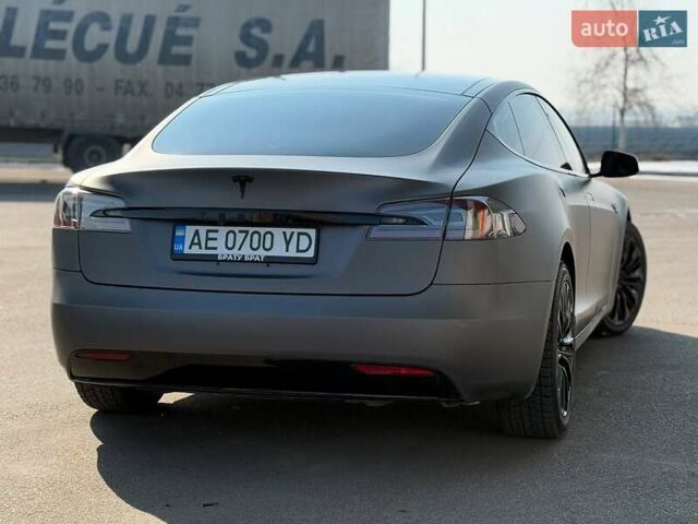 Черный Тесла Модель С, объемом двигателя 0 л и пробегом 210 тыс. км за 19500 $, фото 2 на Automoto.ua