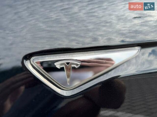 Черный Тесла Модель С, объемом двигателя 0 л и пробегом 195 тыс. км за 17700 $, фото 22 на Automoto.ua