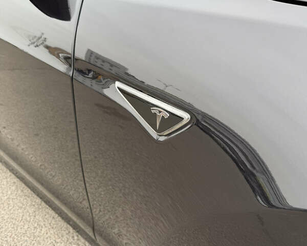 Чорний Тесла Модель С, об'ємом двигуна 0 л та пробігом 125 тис. км за 21000 $, фото 6 на Automoto.ua