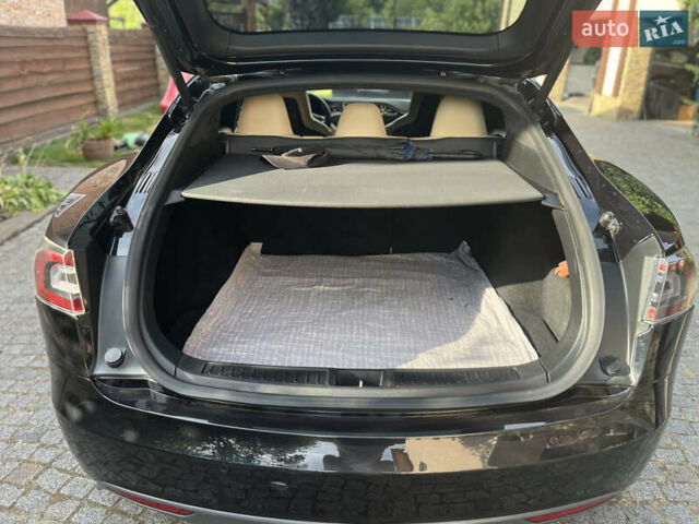 Черный Тесла Модель С, объемом двигателя 0 л и пробегом 258 тыс. км за 18000 $, фото 15 на Automoto.ua