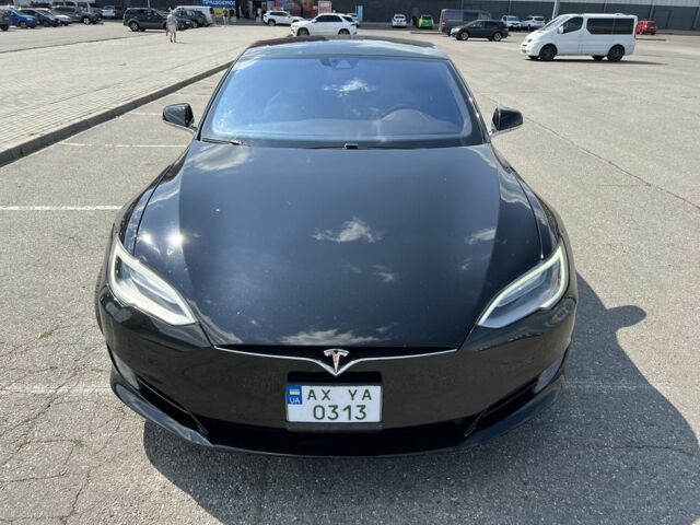 Черный Тесла Модель С, объемом двигателя 0 л и пробегом 159 тыс. км за 17500 $, фото 2 на Automoto.ua