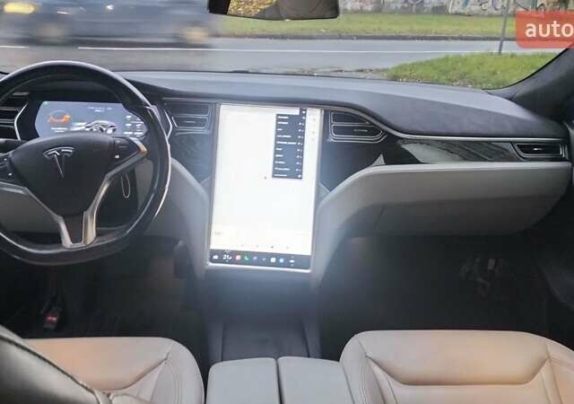 Черный Тесла Модель С, объемом двигателя 0 л и пробегом 240 тыс. км за 15300 $, фото 13 на Automoto.ua
