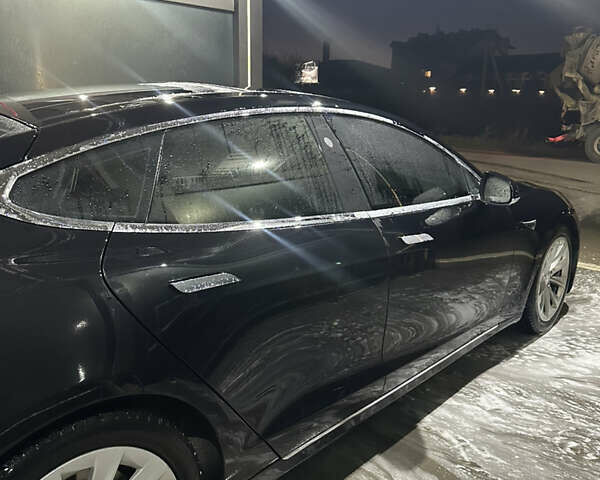 Черный Тесла Модель С, объемом двигателя 0 л и пробегом 120 тыс. км за 15000 $, фото 4 на Automoto.ua
