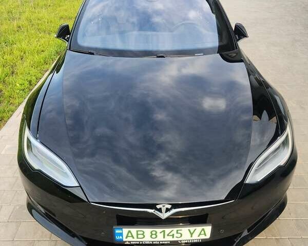 Черный Тесла Модель С, объемом двигателя 0 л и пробегом 61 тыс. км за 18900 $, фото 2 на Automoto.ua