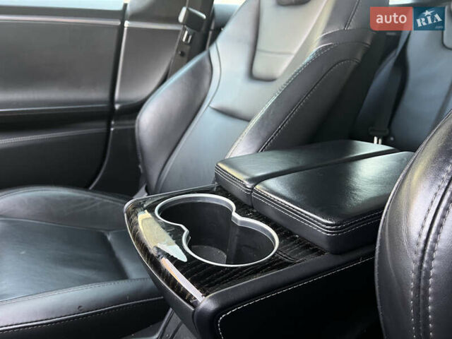 Чорний Тесла Модель С, об'ємом двигуна 0 л та пробігом 200 тис. км за 15500 $, фото 19 на Automoto.ua