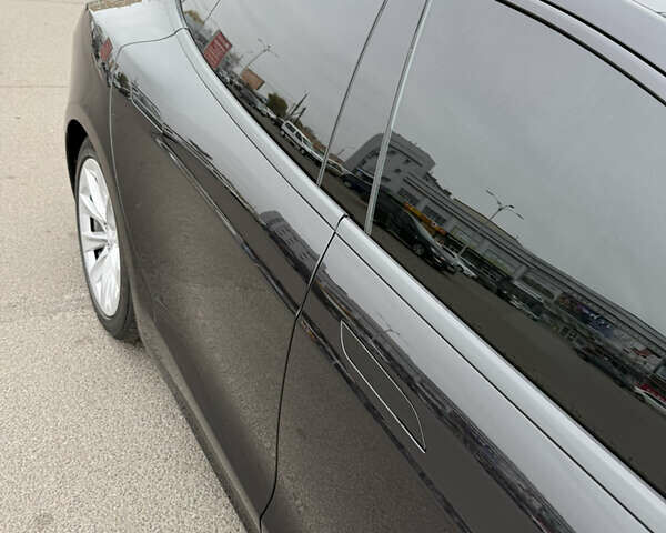 Чорний Тесла Модель С, об'ємом двигуна 0 л та пробігом 125 тис. км за 21000 $, фото 7 на Automoto.ua