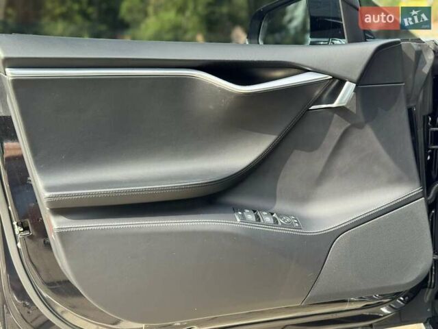Черный Тесла Модель С, объемом двигателя 0 л и пробегом 195 тыс. км за 17700 $, фото 7 на Automoto.ua