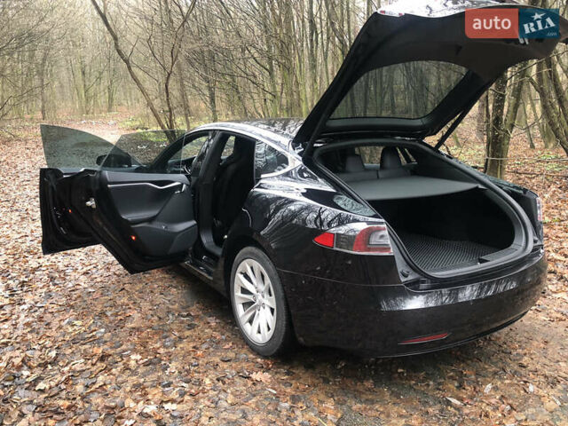 Черный Тесла Модель С, объемом двигателя 0 л и пробегом 228 тыс. км за 16800 $, фото 9 на Automoto.ua