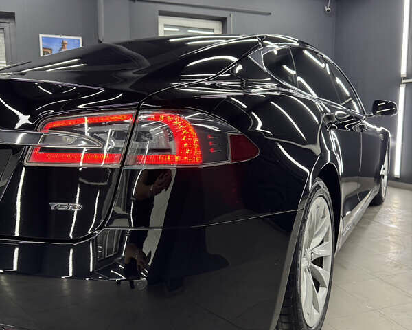 Черный Тесла Модель С, объемом двигателя 0 л и пробегом 147 тыс. км за 17600 $, фото 17 на Automoto.ua