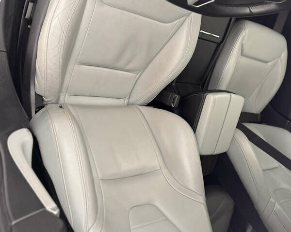 Чорний Тесла Модель С, об'ємом двигуна 0 л та пробігом 183 тис. км за 16500 $, фото 12 на Automoto.ua