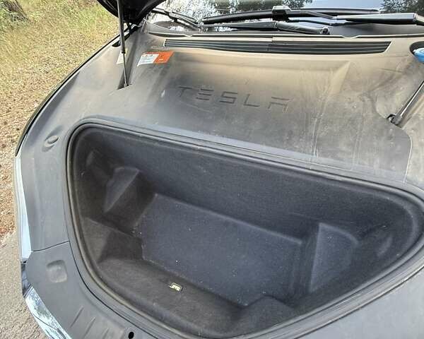 Черный Тесла Модель С, объемом двигателя 0 л и пробегом 342 тыс. км за 13300 $, фото 15 на Automoto.ua