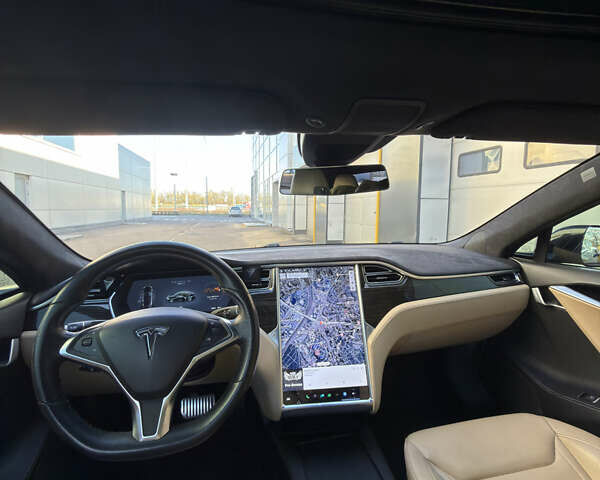Тесла Модель С 2016 у Києві на Automoto.ua Чорний Тесла Модель С, об'ємом двигуна 0 л та пробігом 120 тис. км за 22000 $, фото 14 на Automoto.ua