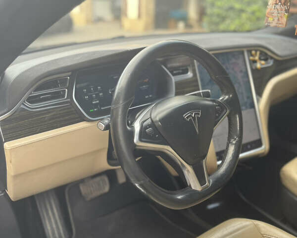 Черный Тесла Модель С, объемом двигателя 0 л и пробегом 258 тыс. км за 18000 $, фото 6 на Automoto.ua