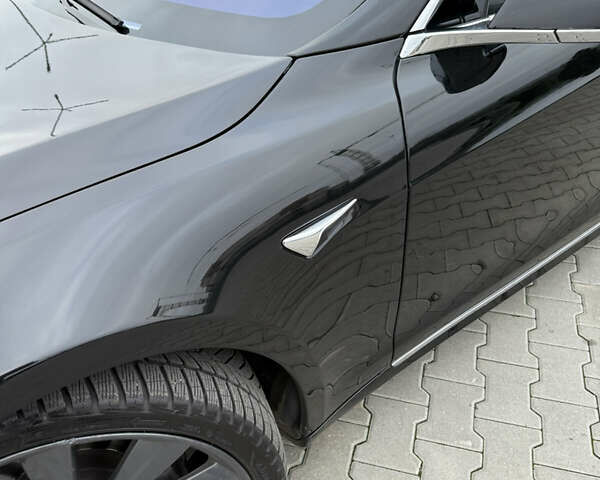 Черный Тесла Модель С, объемом двигателя 0 л и пробегом 248 тыс. км за 16000 $, фото 4 на Automoto.ua