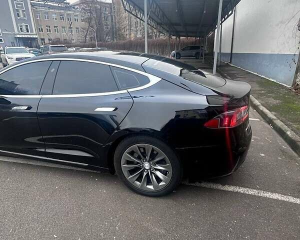 Черный Тесла Модель С, объемом двигателя 0 л и пробегом 182 тыс. км за 22000 $, фото 1 на Automoto.ua