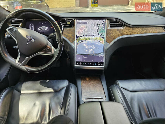 Чорний Тесла Модель С, об'ємом двигуна 0 л та пробігом 120 тис. км за 18900 $, фото 116 на Automoto.ua