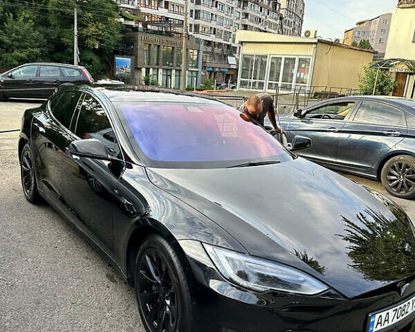 Чорний Тесла Модель С, об'ємом двигуна 0 л та пробігом 134 тис. км за 16900 $, фото 1 на Automoto.ua