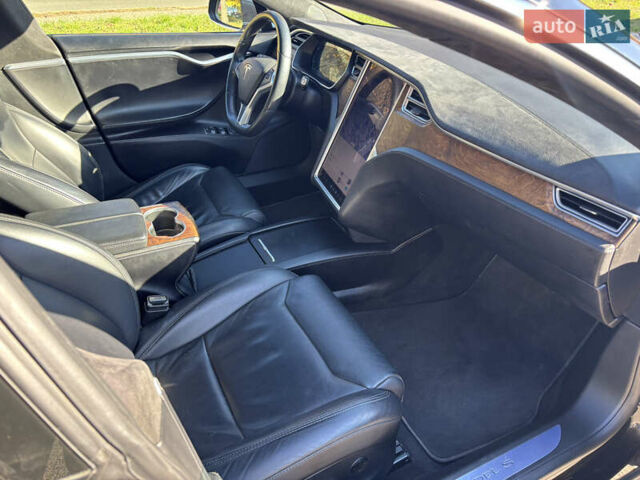 Черный Тесла Модель С, объемом двигателя 0 л и пробегом 145 тыс. км за 21000 $, фото 10 на Automoto.ua