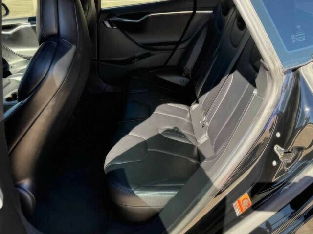 Чорний Тесла Модель С, об'ємом двигуна 0 л та пробігом 57 тис. км за 5600 $, фото 12 на Automoto.ua