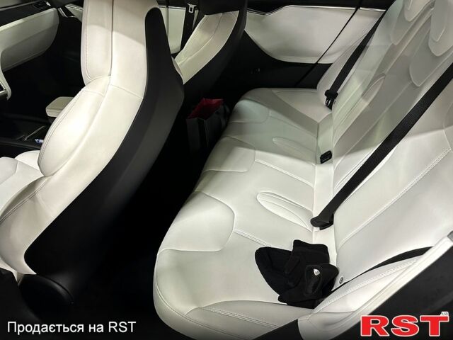 Чорний Тесла Модель С, об'ємом двигуна 0 л та пробігом 130 тис. км за 20500 $, фото 6 на Automoto.ua