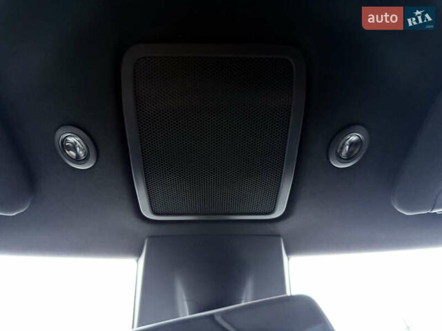 Черный Тесла Модель С, объемом двигателя 0 л и пробегом 292 тыс. км за 16000 $, фото 91 на Automoto.ua