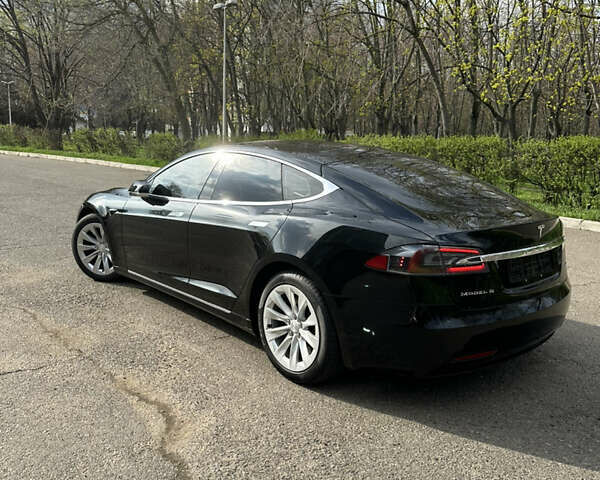 Черный Тесла Модель С, объемом двигателя 0 л и пробегом 63 тыс. км за 15999 $, фото 6 на Automoto.ua