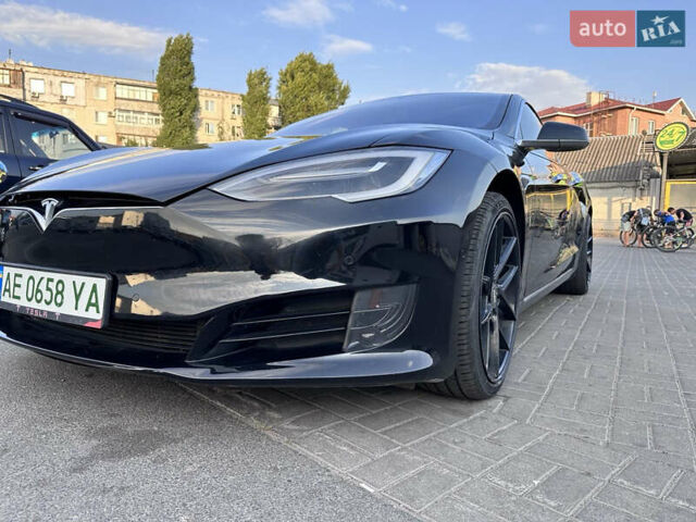 Черный Тесла Модель С, объемом двигателя 0 л и пробегом 44 тыс. км за 23000 $, фото 10 на Automoto.ua