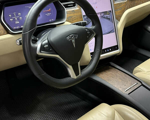 Черный Тесла Модель С, объемом двигателя 0 л и пробегом 97 тыс. км за 16500 $, фото 14 на Automoto.ua