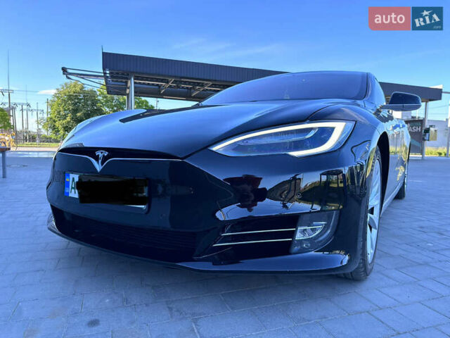 Черный Тесла Модель С, объемом двигателя 0 л и пробегом 150 тыс. км за 23333 $, фото 32 на Automoto.ua