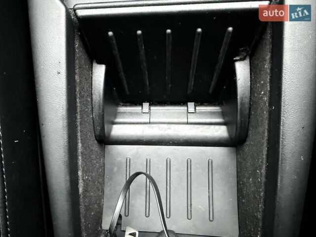 Черный Тесла Модель С, объемом двигателя 0 л и пробегом 292 тыс. км за 16000 $, фото 32 на Automoto.ua