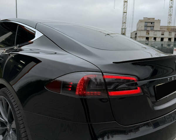 Черный Тесла Модель С, объемом двигателя 0 л и пробегом 248 тыс. км за 16000 $, фото 12 на Automoto.ua