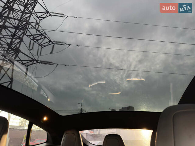 Черный Тесла Модель С, объемом двигателя 0 л и пробегом 290 тыс. км за 14999 $, фото 49 на Automoto.ua