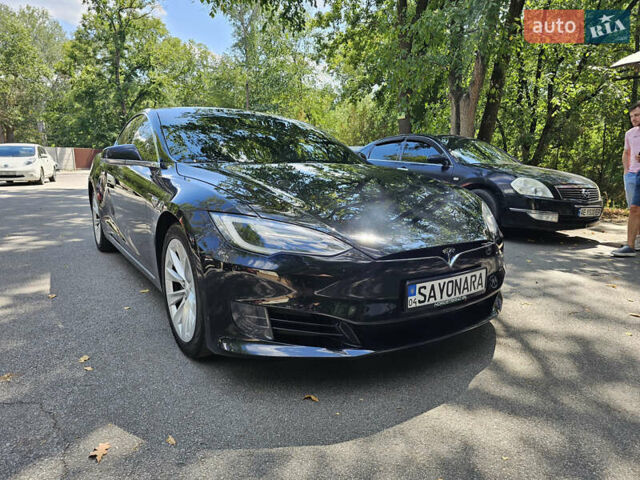 Чорний Тесла Модель С, об'ємом двигуна 0 л та пробігом 120 тис. км за 18900 $, фото 23 на Automoto.ua
