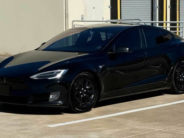 Чорний Тесла Модель С, об'ємом двигуна 0 л та пробігом 57 тис. км за 5600 $, фото 2 на Automoto.ua