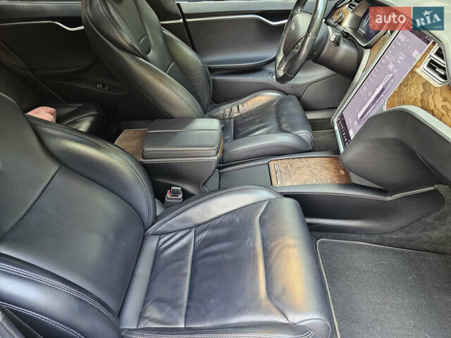 Чорний Тесла Модель С, об'ємом двигуна 0 л та пробігом 120 тис. км за 18900 $, фото 82 на Automoto.ua