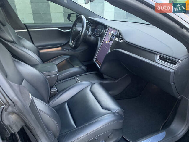Чорний Тесла Модель С, об'ємом двигуна 0 л та пробігом 116 тис. км за 17800 $, фото 42 на Automoto.ua