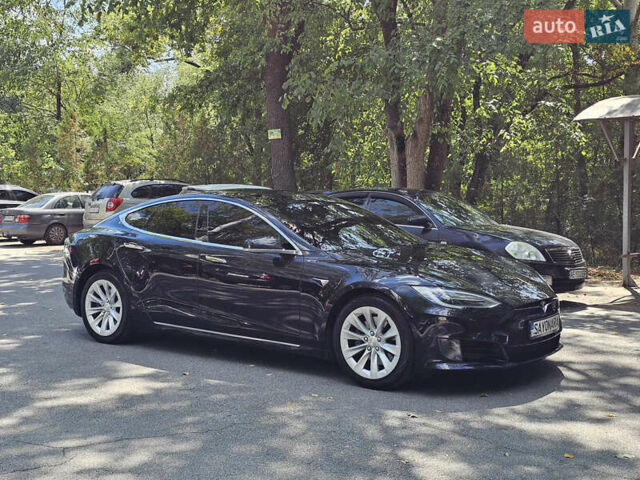 Чорний Тесла Модель С, об'ємом двигуна 0 л та пробігом 120 тис. км за 18900 $, фото 27 на Automoto.ua