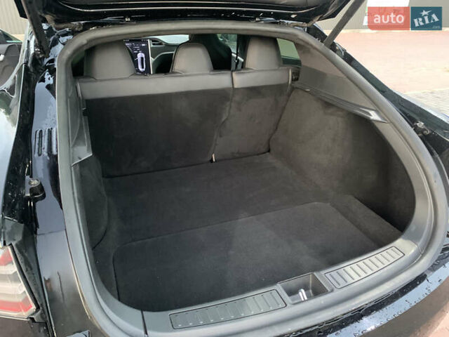 Чорний Тесла Модель С, об'ємом двигуна 0 л та пробігом 116 тис. км за 17800 $, фото 51 на Automoto.ua