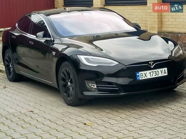 Чорний Тесла Модель С, об'ємом двигуна 0 л та пробігом 105 тис. км за 22500 $, фото 5 на Automoto.ua