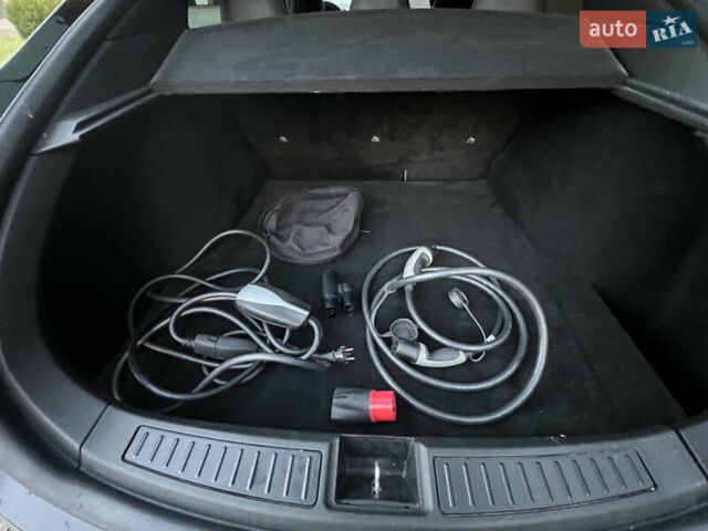 Черный Тесла Модель С, объемом двигателя 0 л и пробегом 165 тыс. км за 16900 $, фото 9 на Automoto.ua