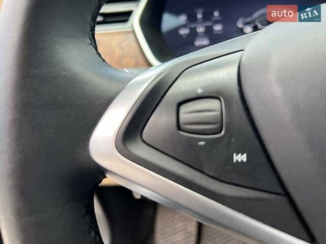 Черный Тесла Модель С, объемом двигателя 0 л и пробегом 98 тыс. км за 17700 $, фото 18 на Automoto.ua