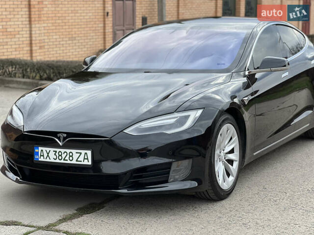 Черный Тесла Модель С, объемом двигателя 0 л и пробегом 124 тыс. км за 17999 $, фото 5 на Automoto.ua