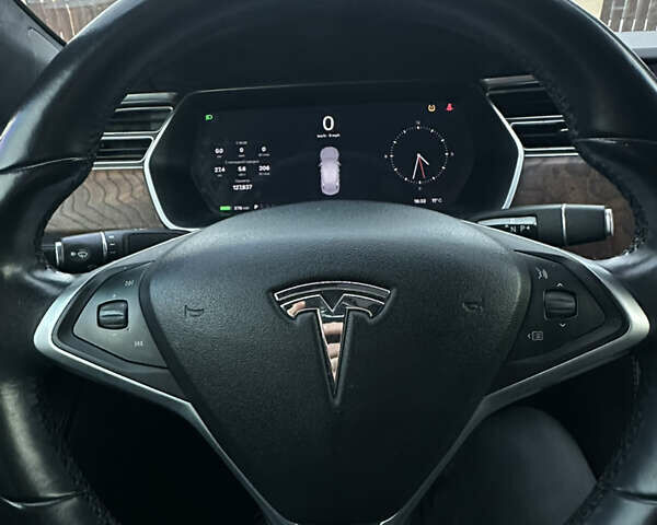 Чорний Тесла Модель С, об'ємом двигуна 0 л та пробігом 128 тис. км за 15300 $, фото 11 на Automoto.ua