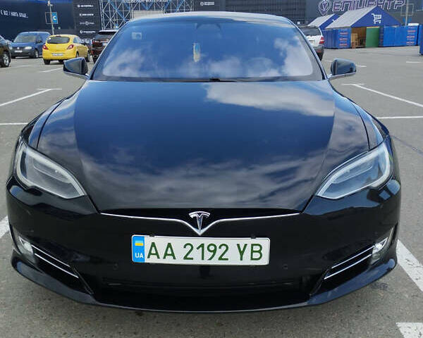 Черный Тесла Модель С, объемом двигателя 0 л и пробегом 56 тыс. км за 17500 $, фото 19 на Automoto.ua