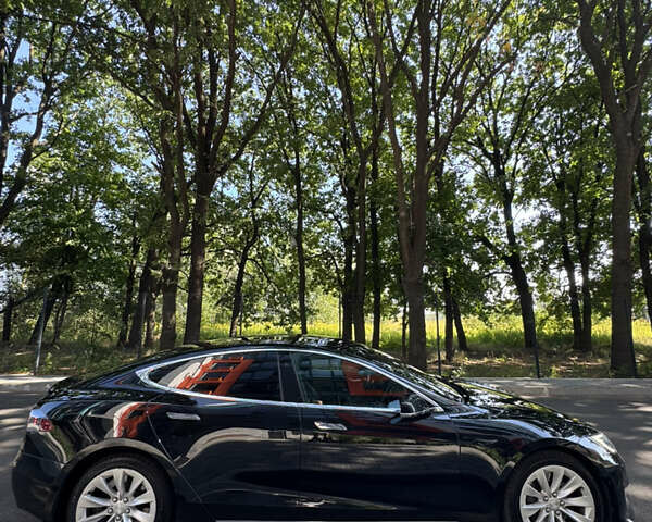 Чорний Тесла Модель С, об'ємом двигуна 0 л та пробігом 218 тис. км за 16900 $, фото 10 на Automoto.ua